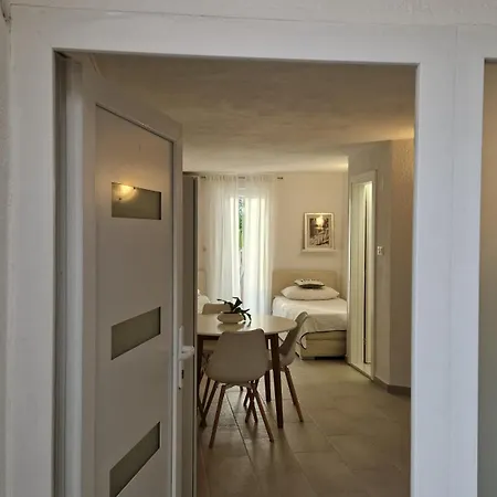 Apartment Dubravka *